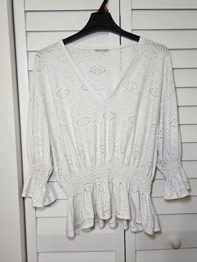 ZARA Ivory Blouse Broderie Anglaise Ruffle Hem Long Sleeve Size L